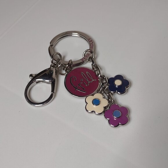 Cute Multicolor Vera Bradley Flower Keychain - Picture 3 of 4